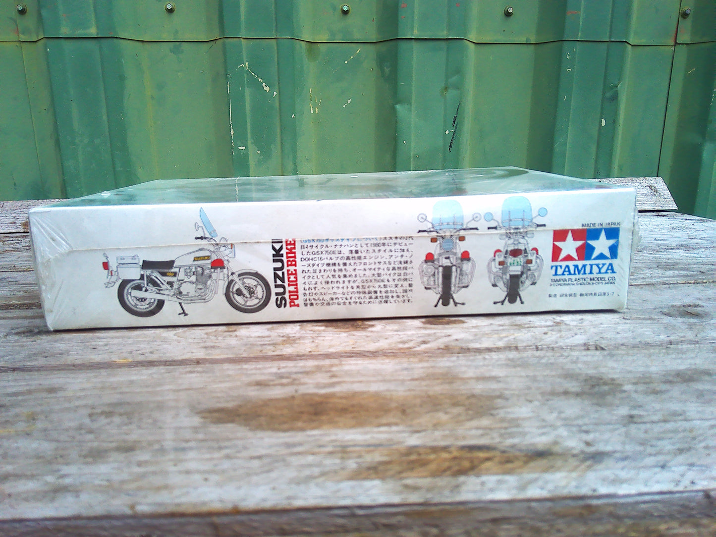 Tamiya Suzuki GSX750 Police Bike 1:12 model kit