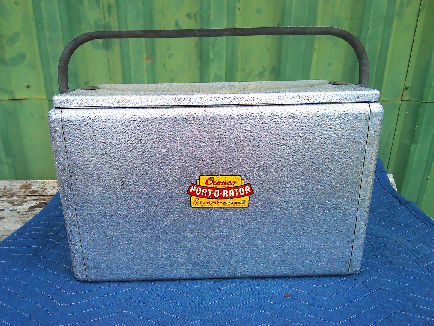 1950s Cronco port-o-rator vintage portable cooler