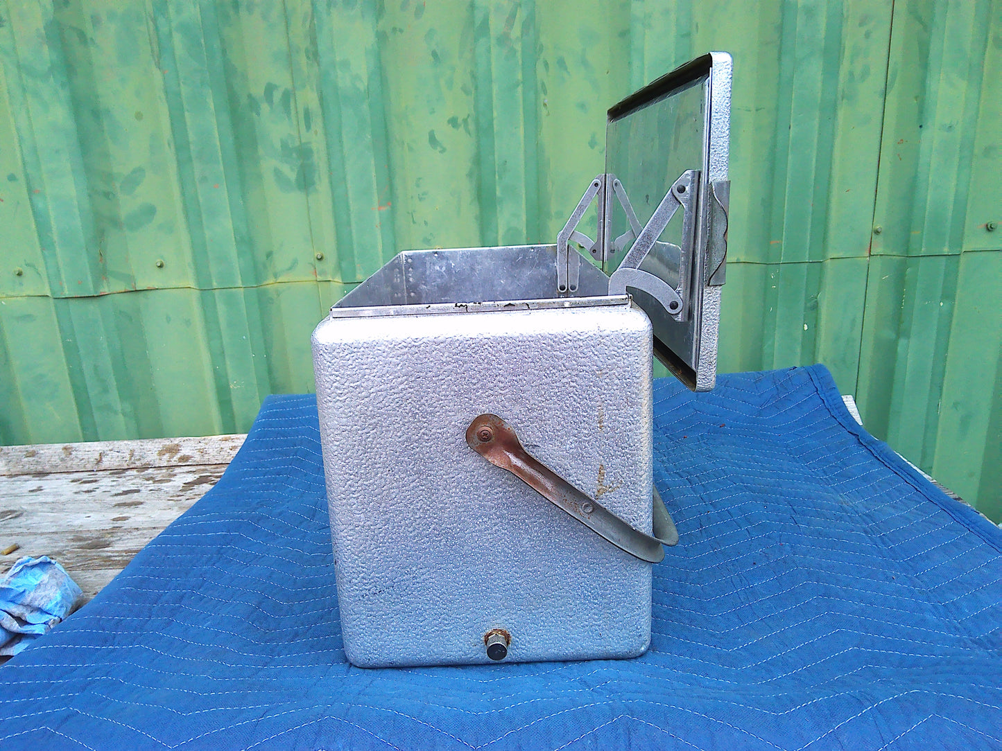 1950s Cronco port-o-rator vintage portable cooler