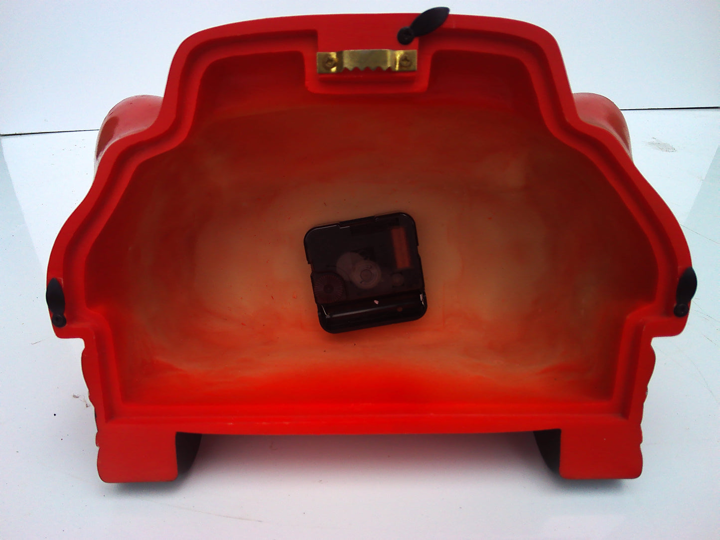 Vintage hot rod analogue clock