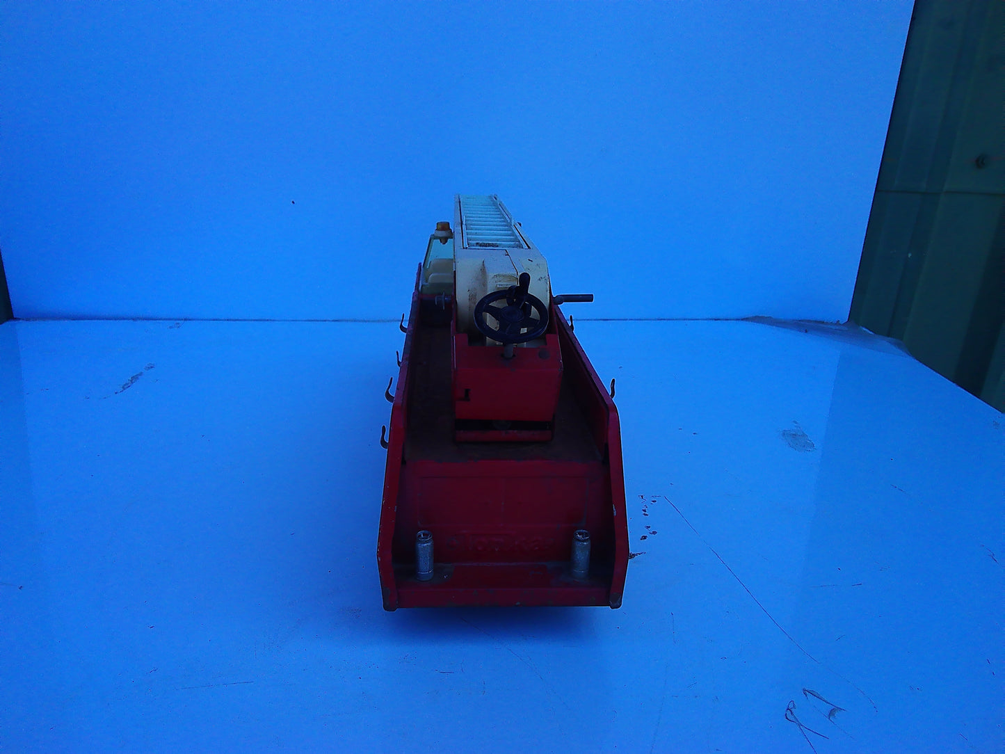 Vintage pressed metal Tonka Firetruck