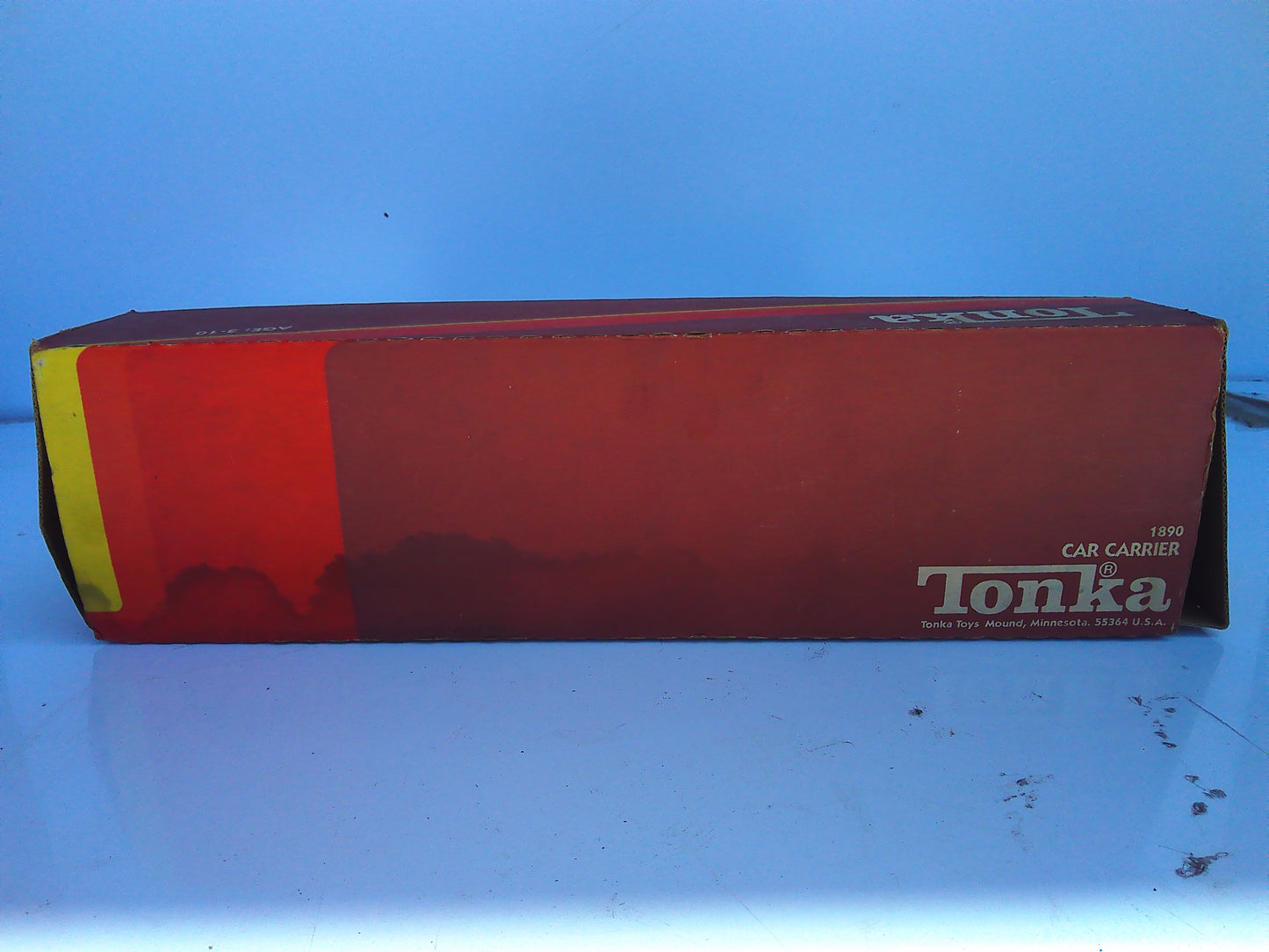 IN BOX vintage pressed metal Tonka car carrier