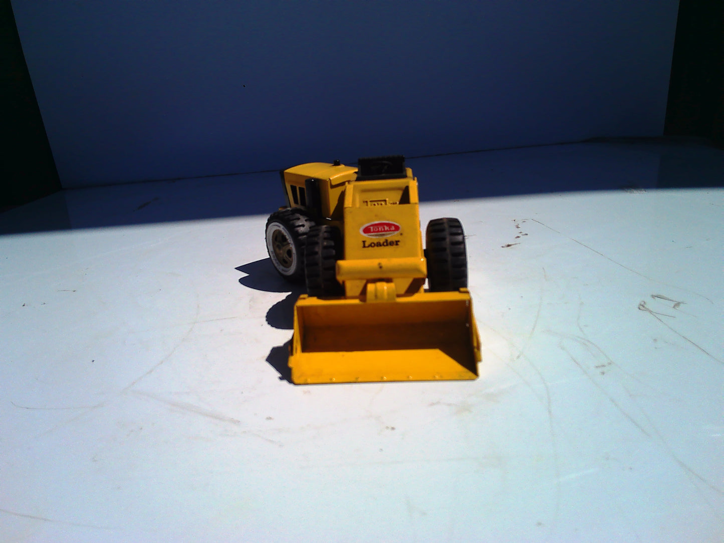 Vintage pressed metal Tonka parts loader toy