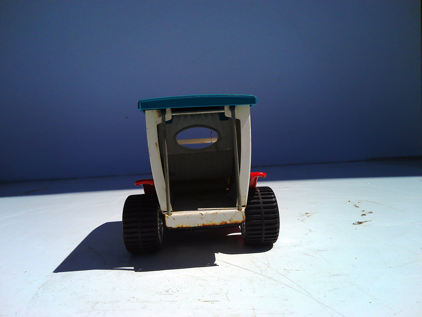 Vintage Tonka apple peeler Model T toy