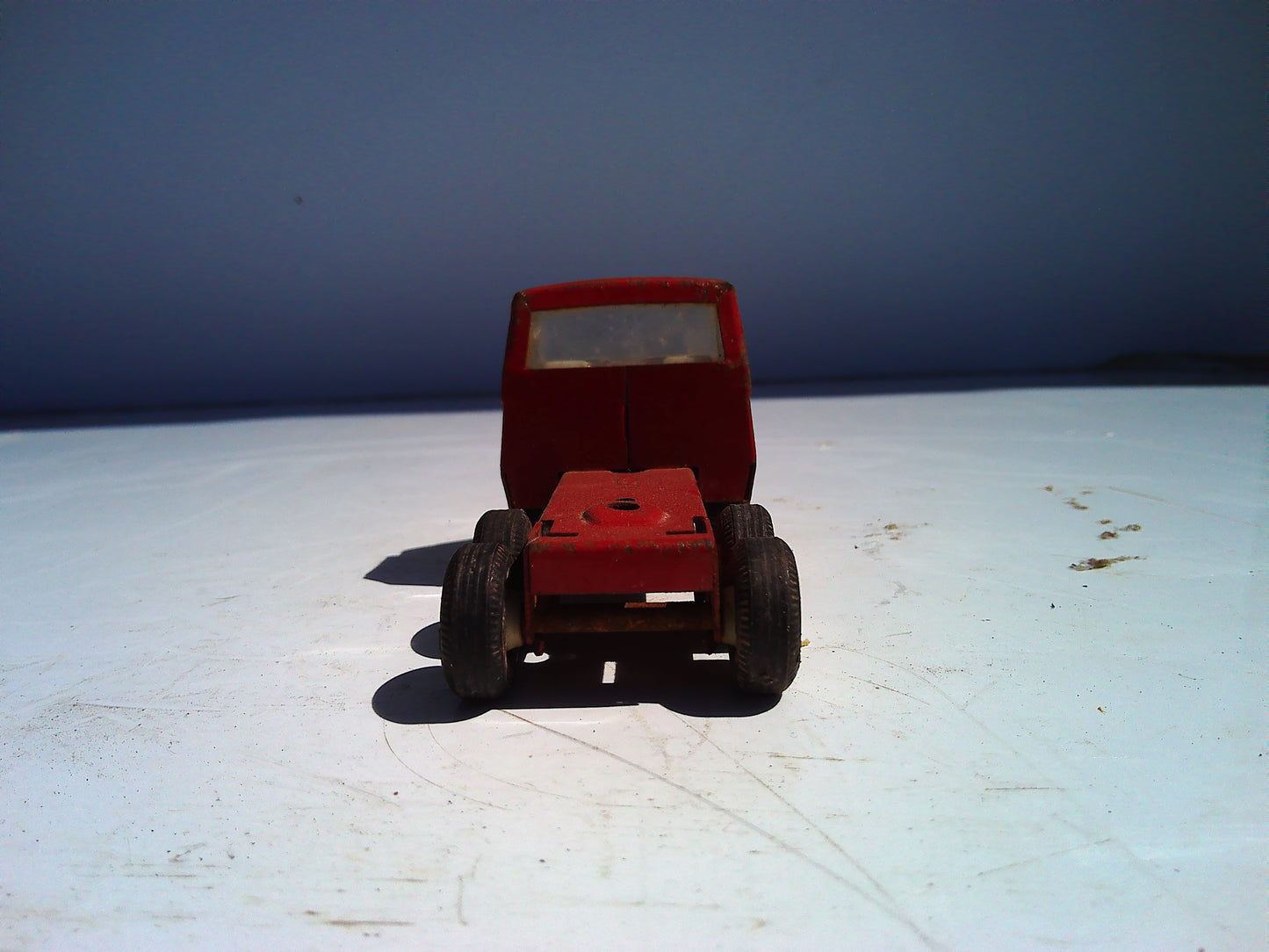 Vintage pressed metal Tonka truck toy - missing trailer