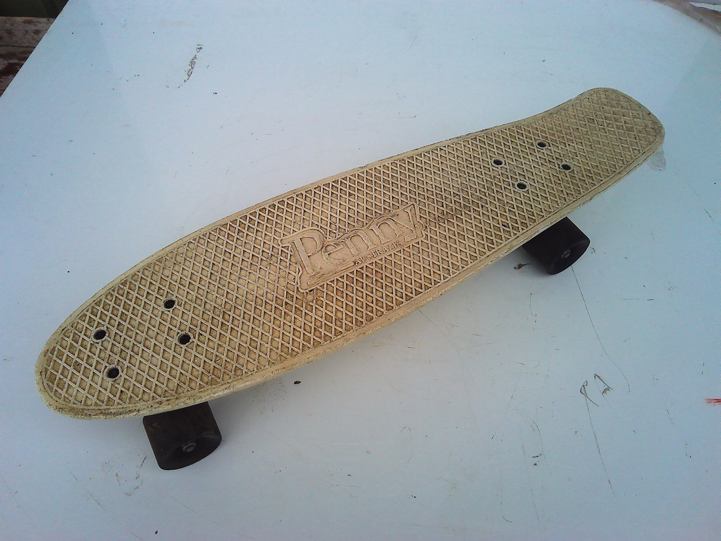 Penny Australia 27" Skateboard white/ casper