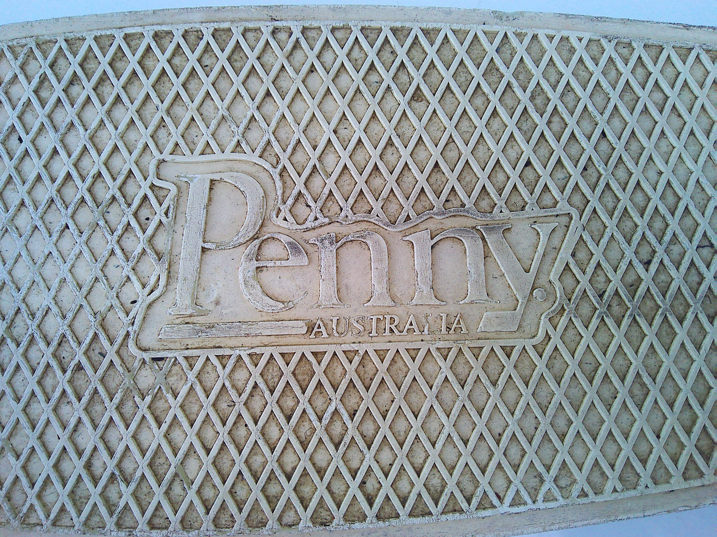 Penny Australia 27" Skateboard white/ casper