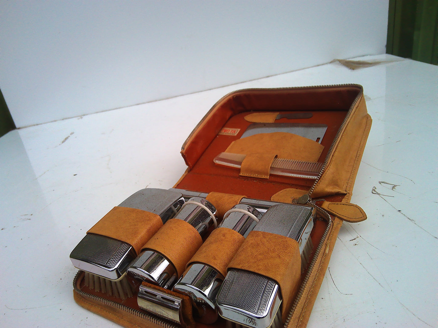 NOS 1930s W.J.B vintage mens shaving travel kit