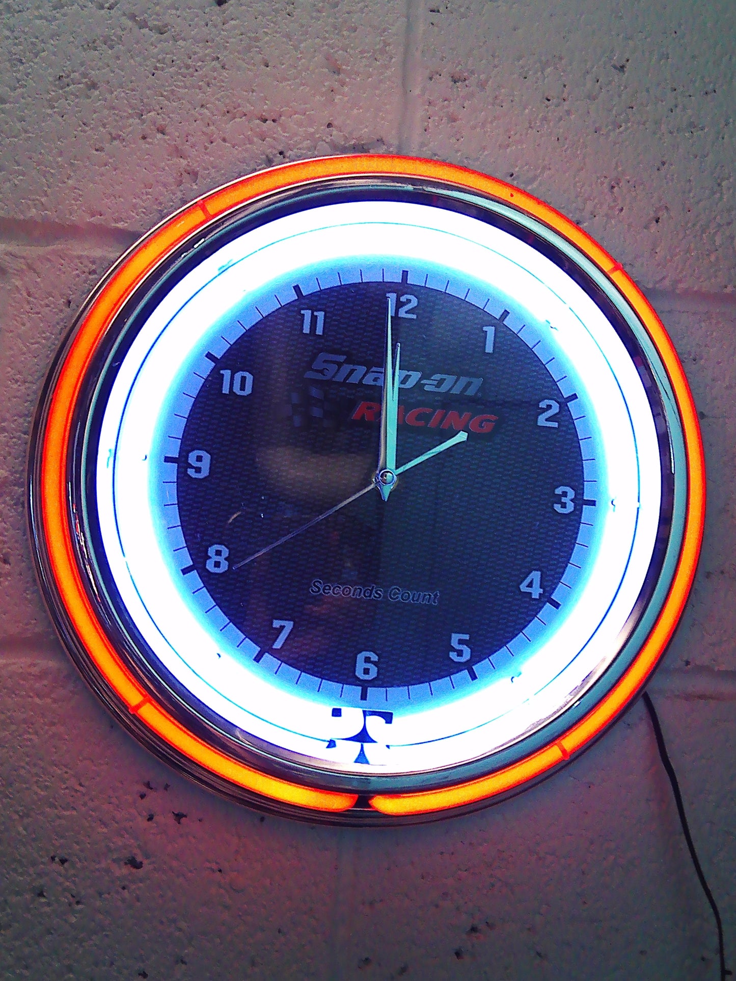 Vintage Snap-On neon clock