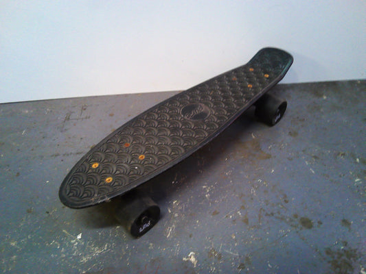 'Pure' vinyl vintage 22" skateboard