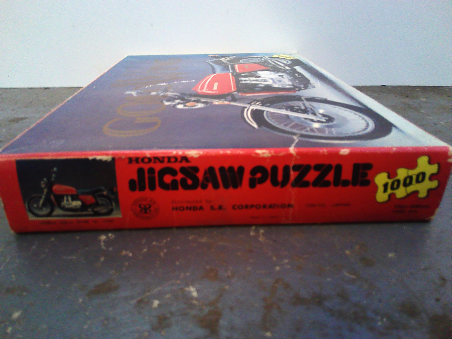 Honda GoldWing vintage 1000 piece puzzle