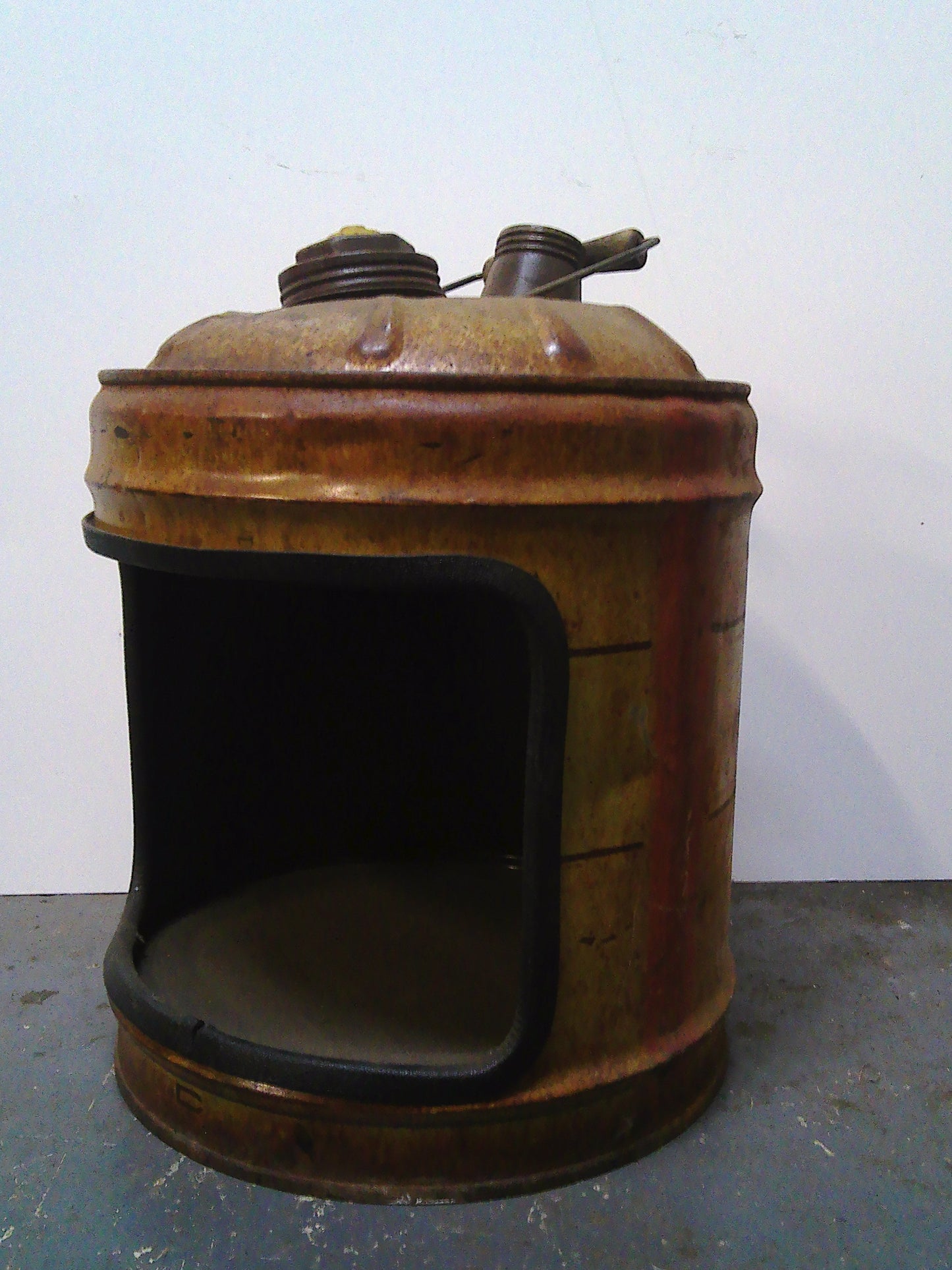 Vintage repurposed oil can