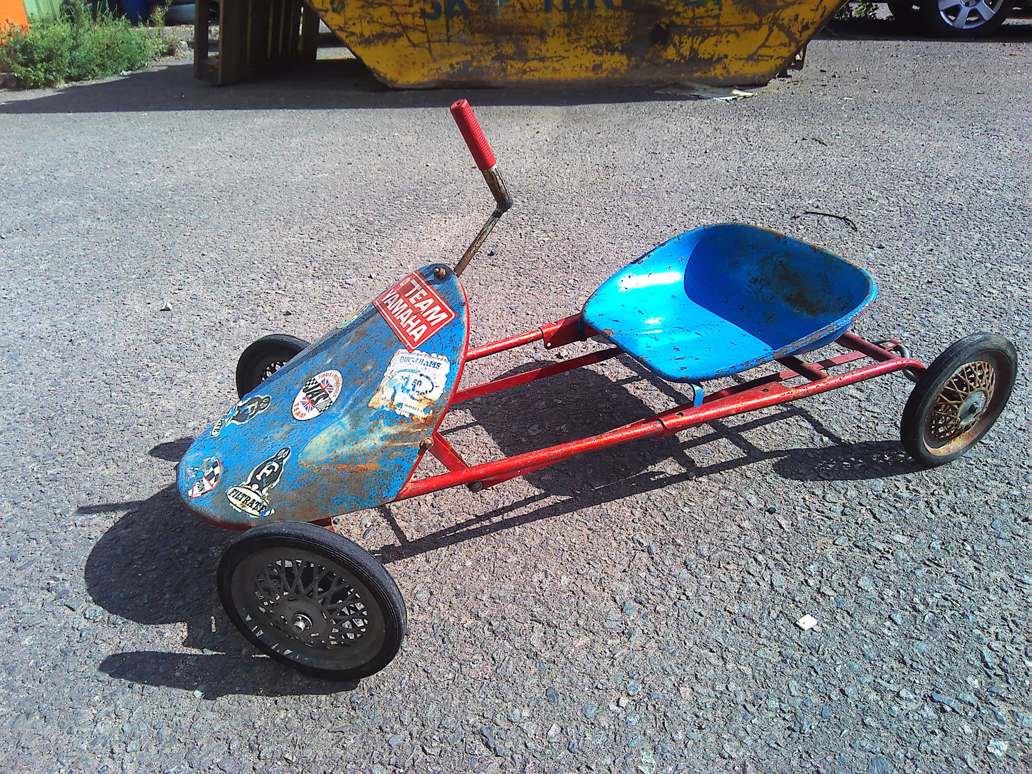 Vintage Raleigh metal pedal car