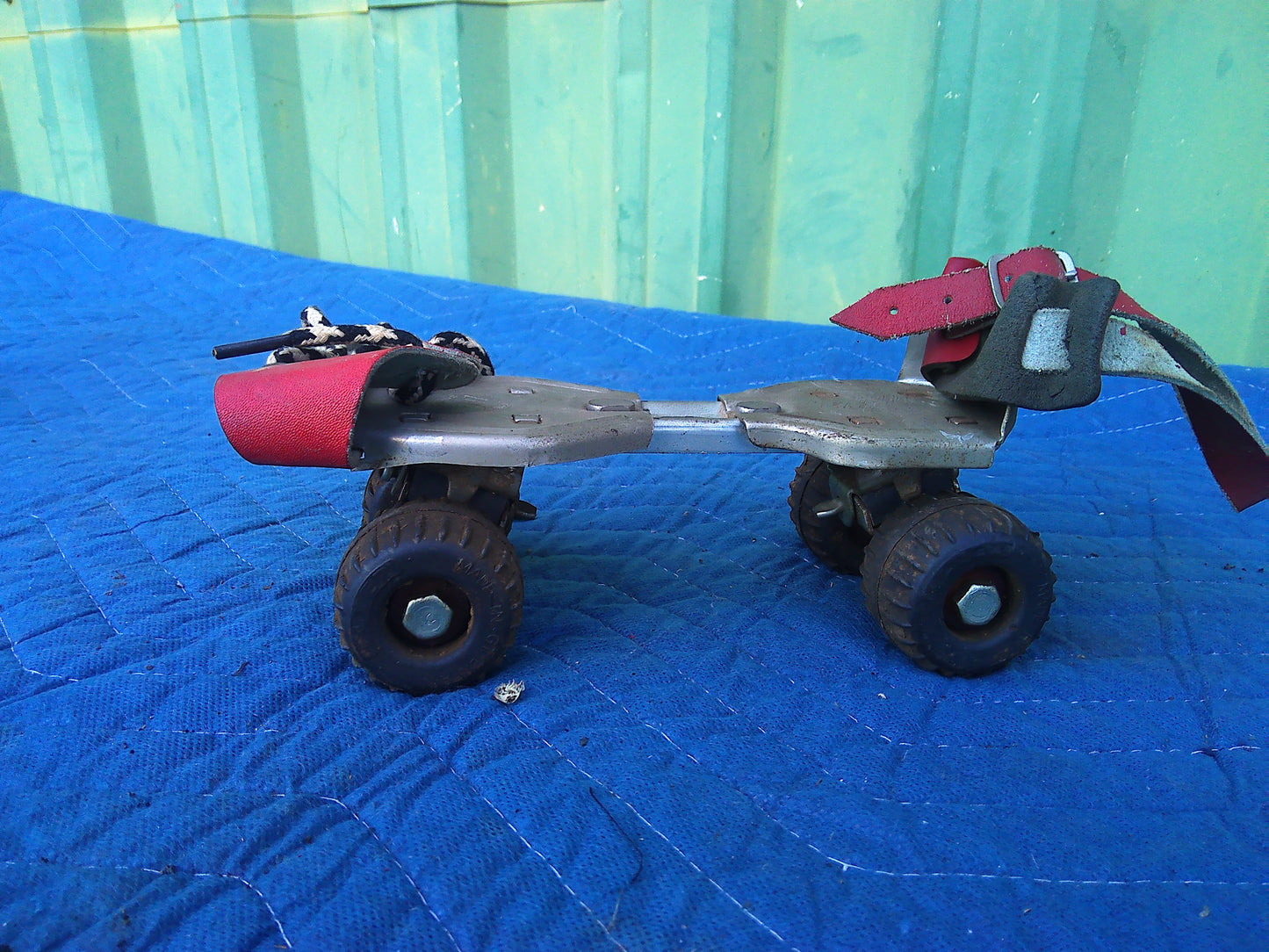 Flyer Vintage metal Junior roller skates
