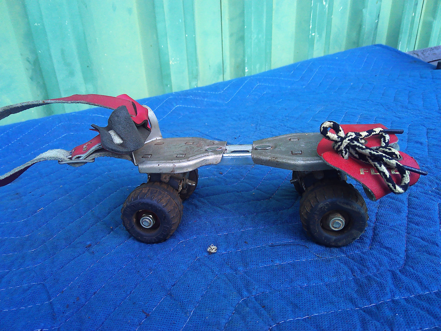 Flyer Vintage metal Junior roller skates