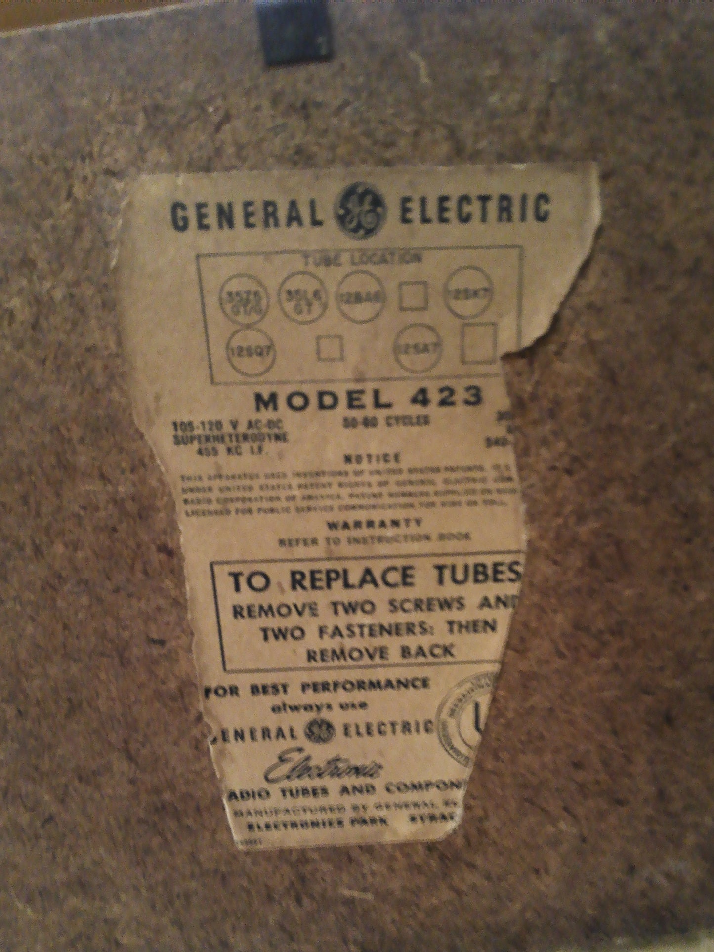 1951 General Electric Tube Radio