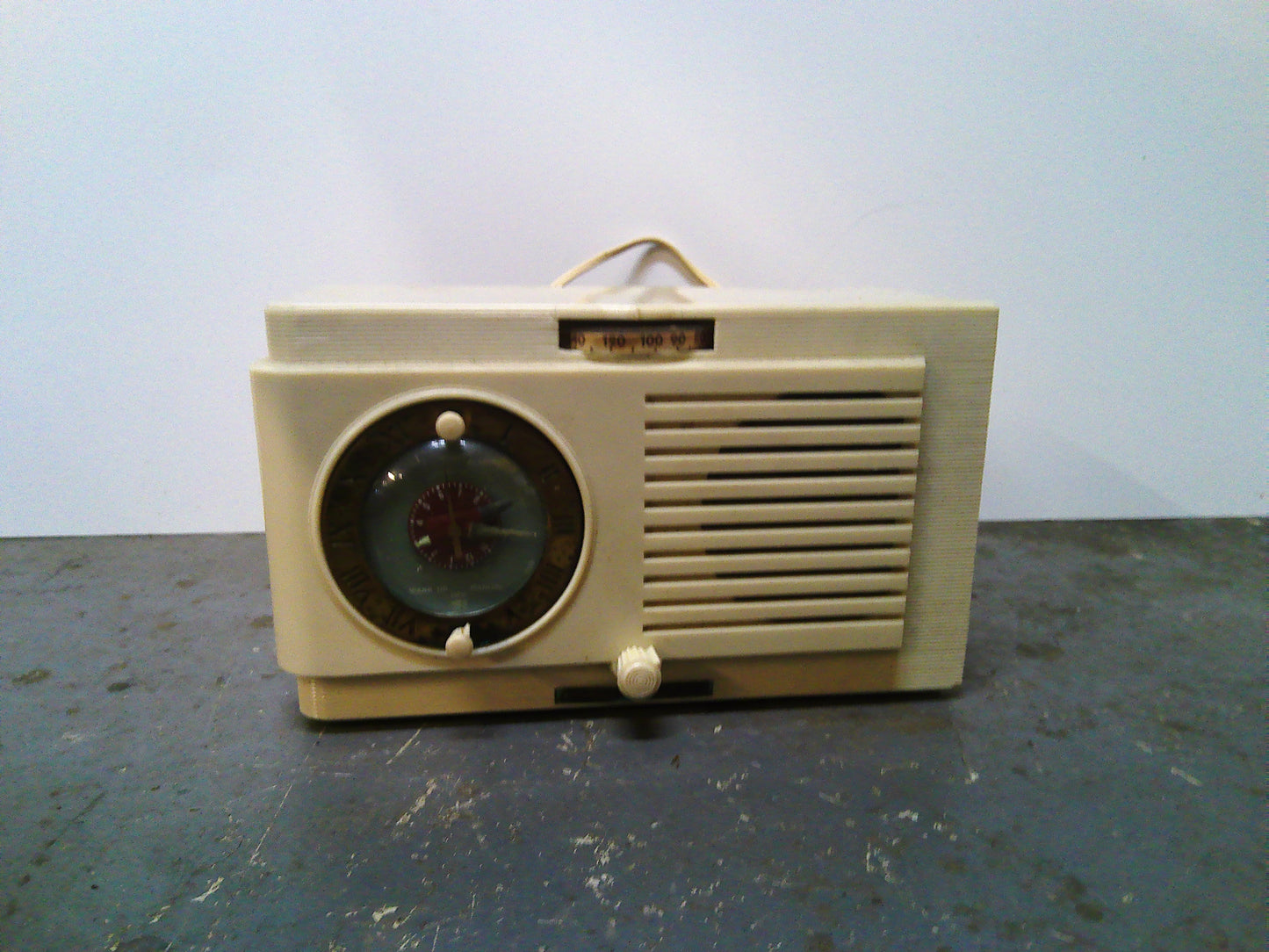 1940s General Electric Radio