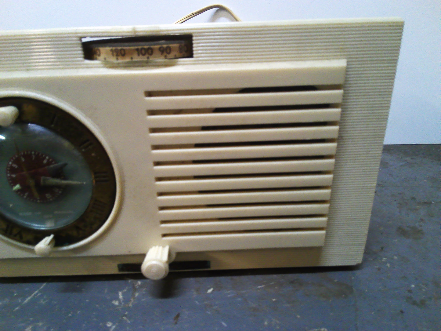 1940s General Electric Radio