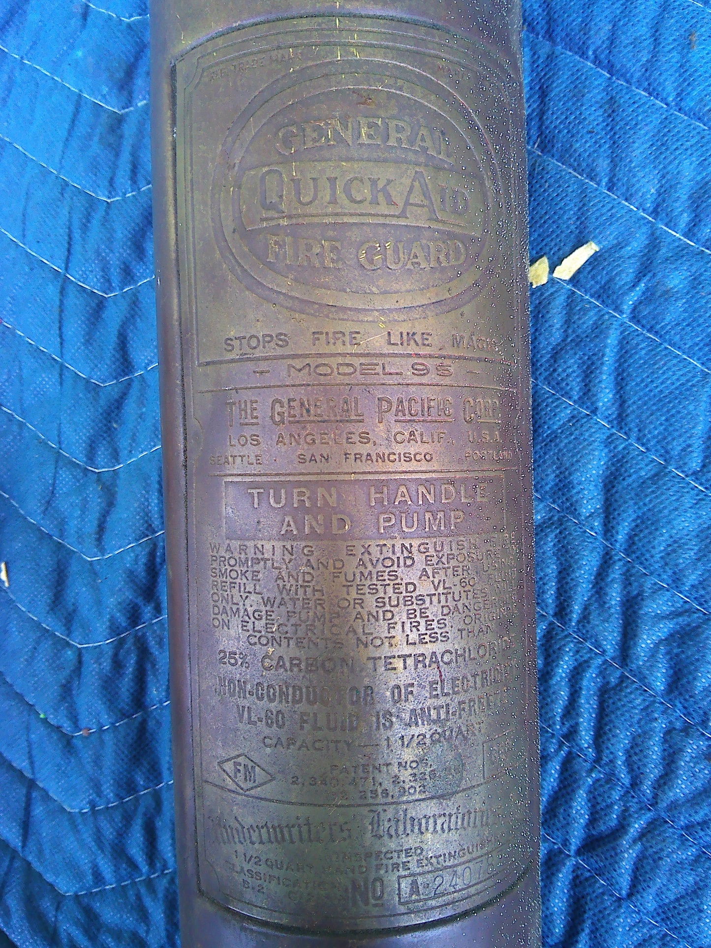 Vintage General Quick Aid fire extinguisher