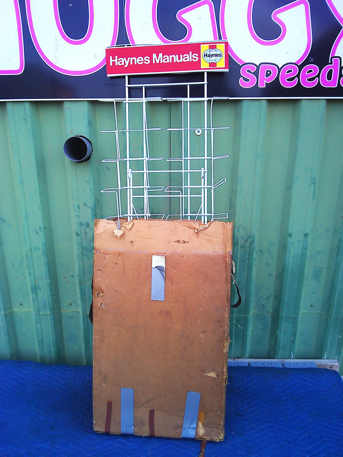 NOS(?) Haynes Manuals vintage display rack