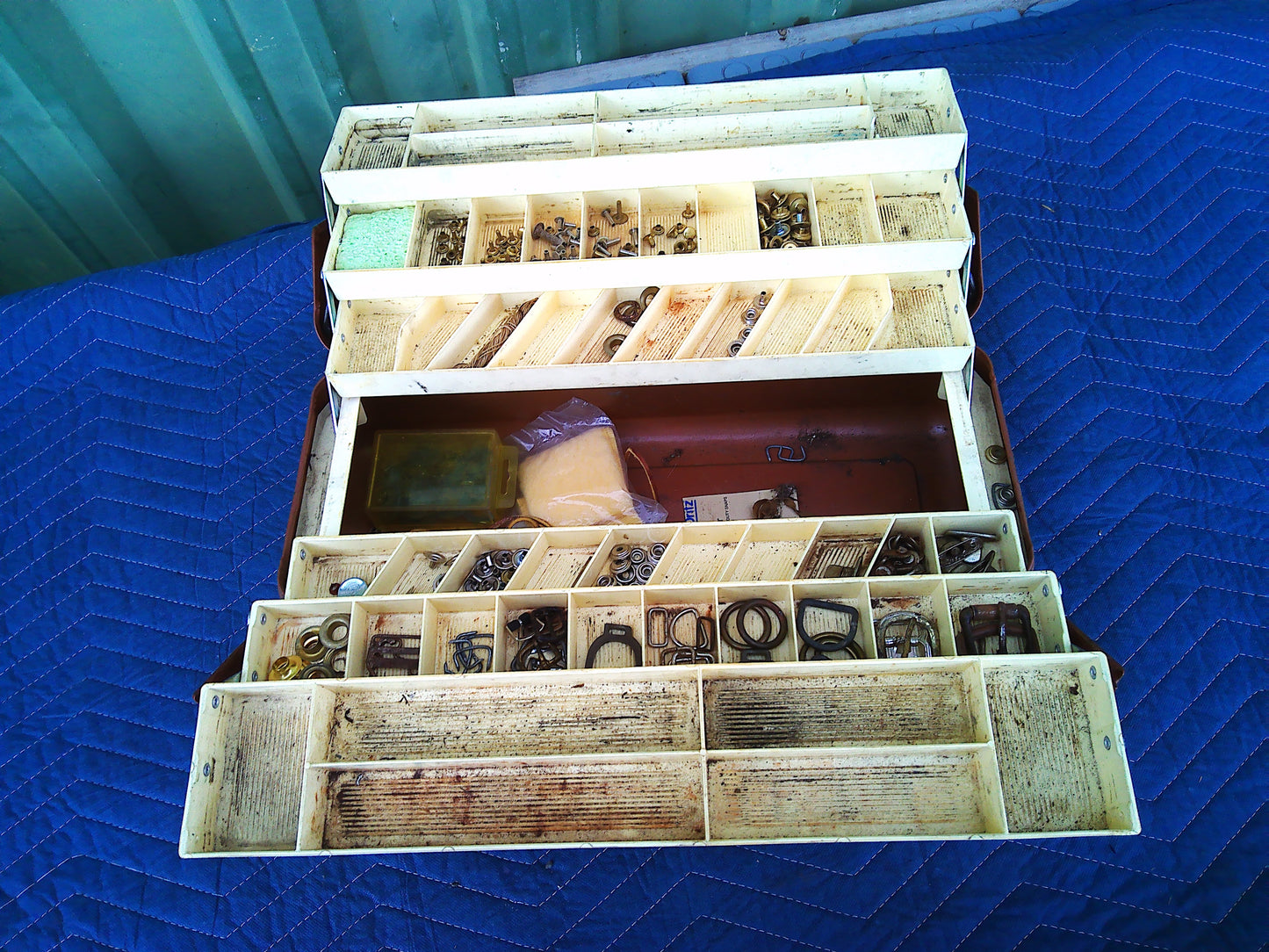 Old Pal vintage tool box