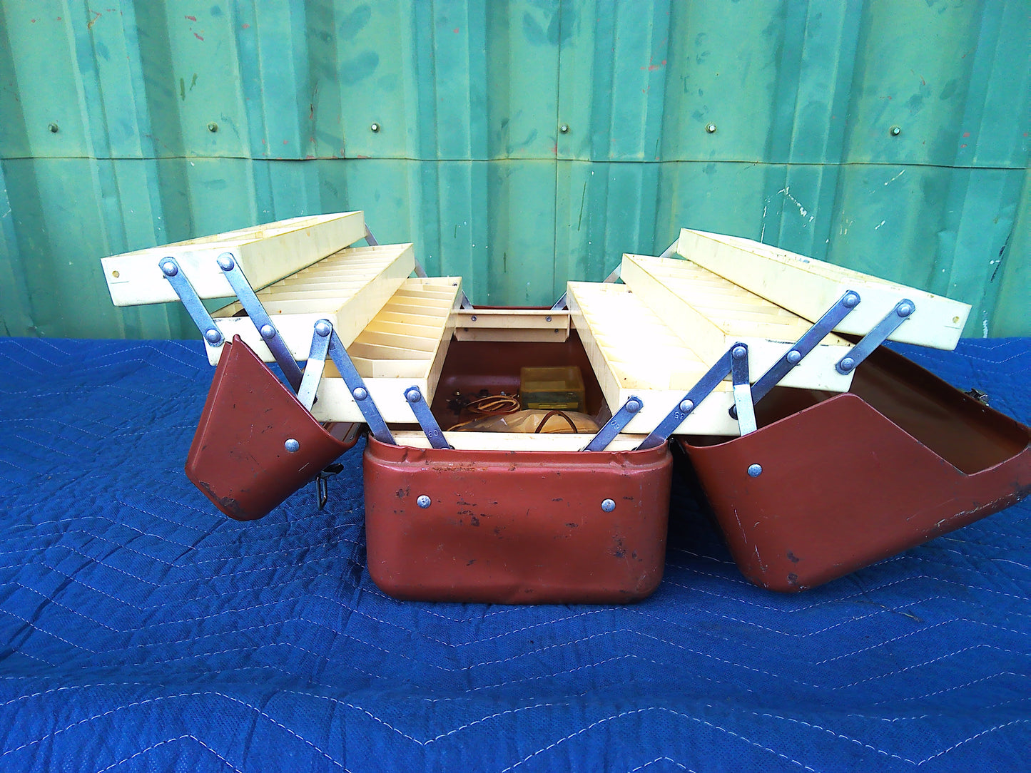 Old Pal vintage tool box