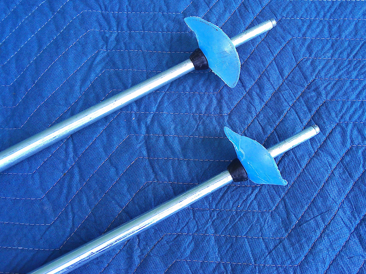 Omega Omesoft Dynastar skis with Sticks and carrying case
