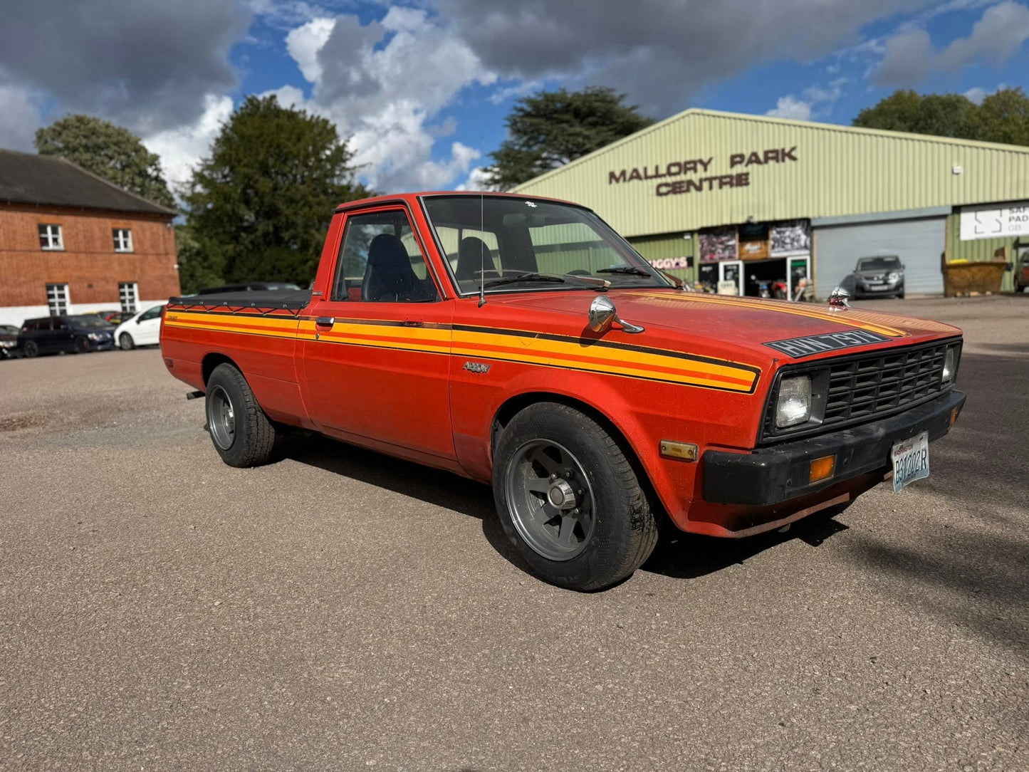 1980 PLYMOUTH ARROW PICK UP TRUCK (mitsubishi mighty max)