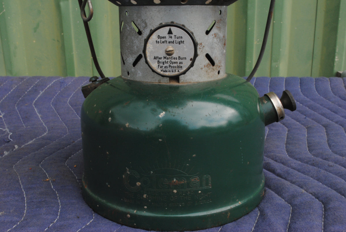 NOS Coleman 220E Lantern