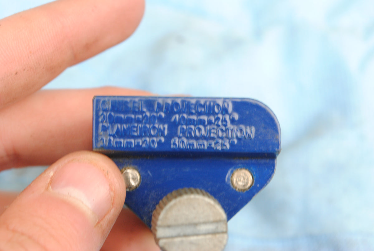Metal Chisel/ Woodplane blade Honing Guide