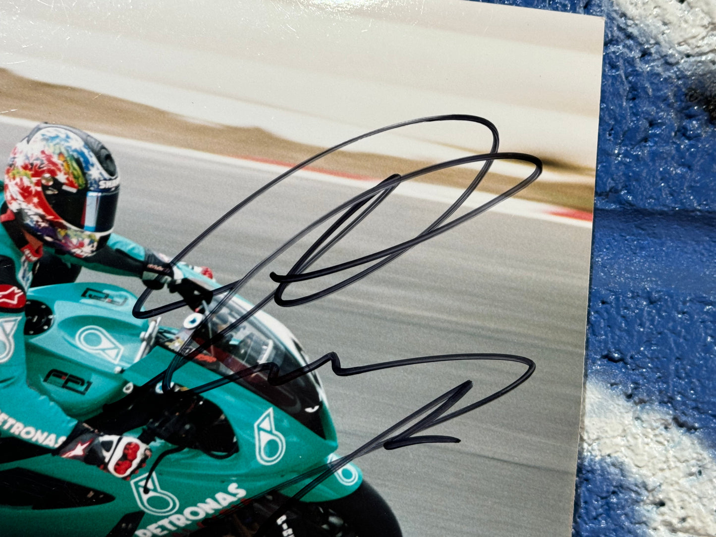 GENUINE TROY CORSER FOGGY PETRONAS HAND SIGNED PHOTO