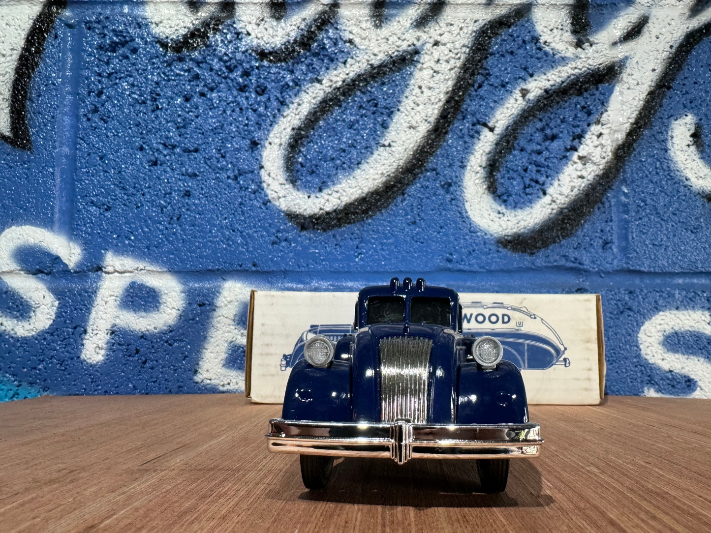 VINTAGE ERTL 1939 DODGE AIRFLOW DIE CAST COIN BANK MODEL