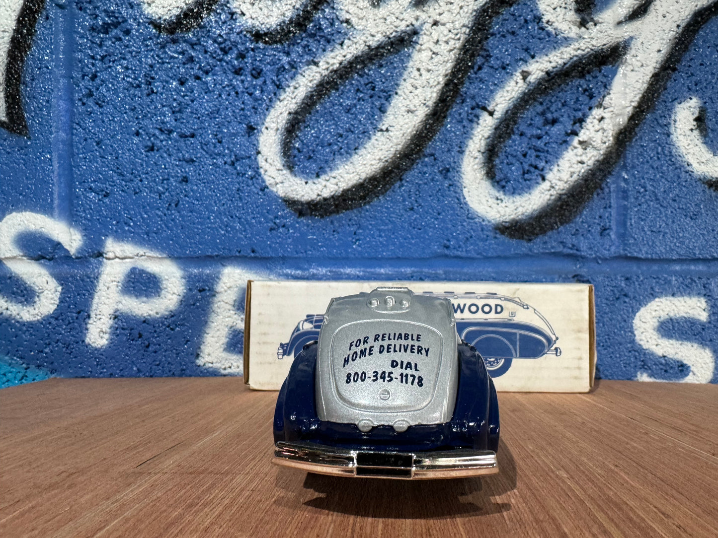 VINTAGE ERTL 1939 DODGE AIRFLOW DIE CAST COIN BANK MODEL