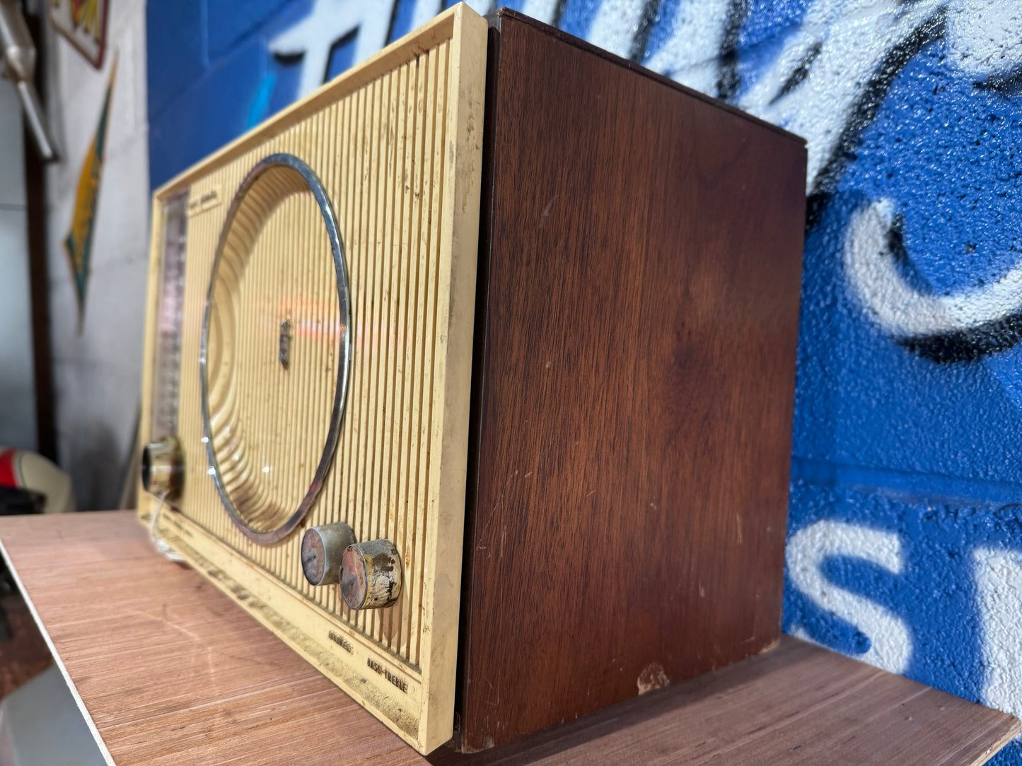 VINTAGE ZENITH HIGH FIDELITY RADIO