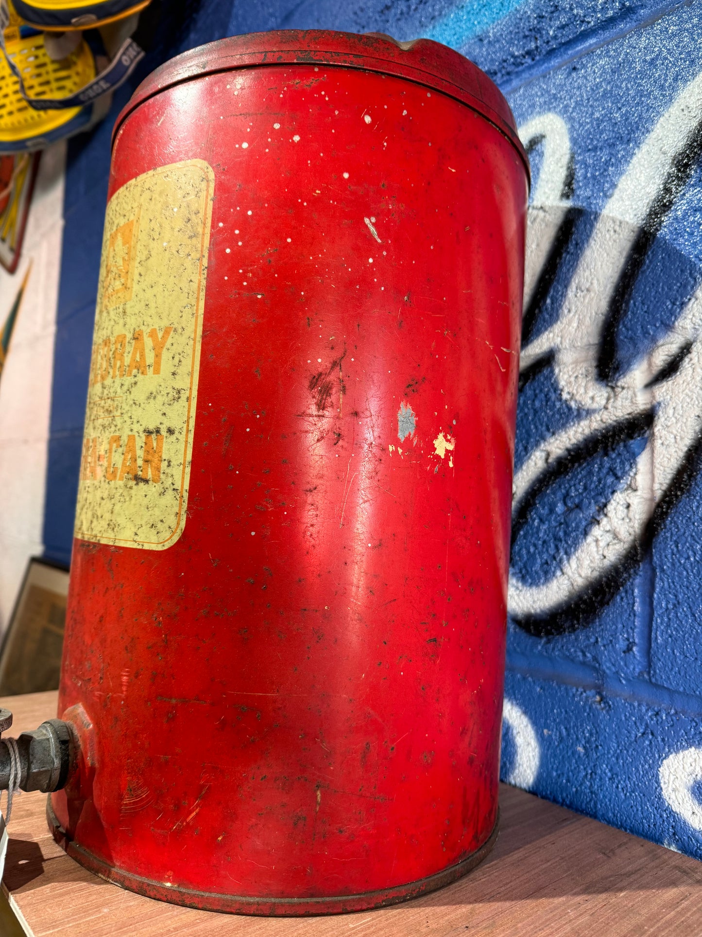 VINTAGE RED BELDRAY 5 GALLON PARA-CAN