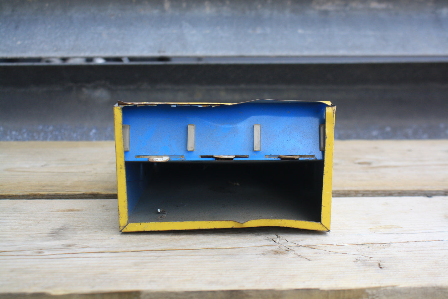 VINTAGE 1950'S BUSS FUSES COUNTERTOP DISPLAY RACK
