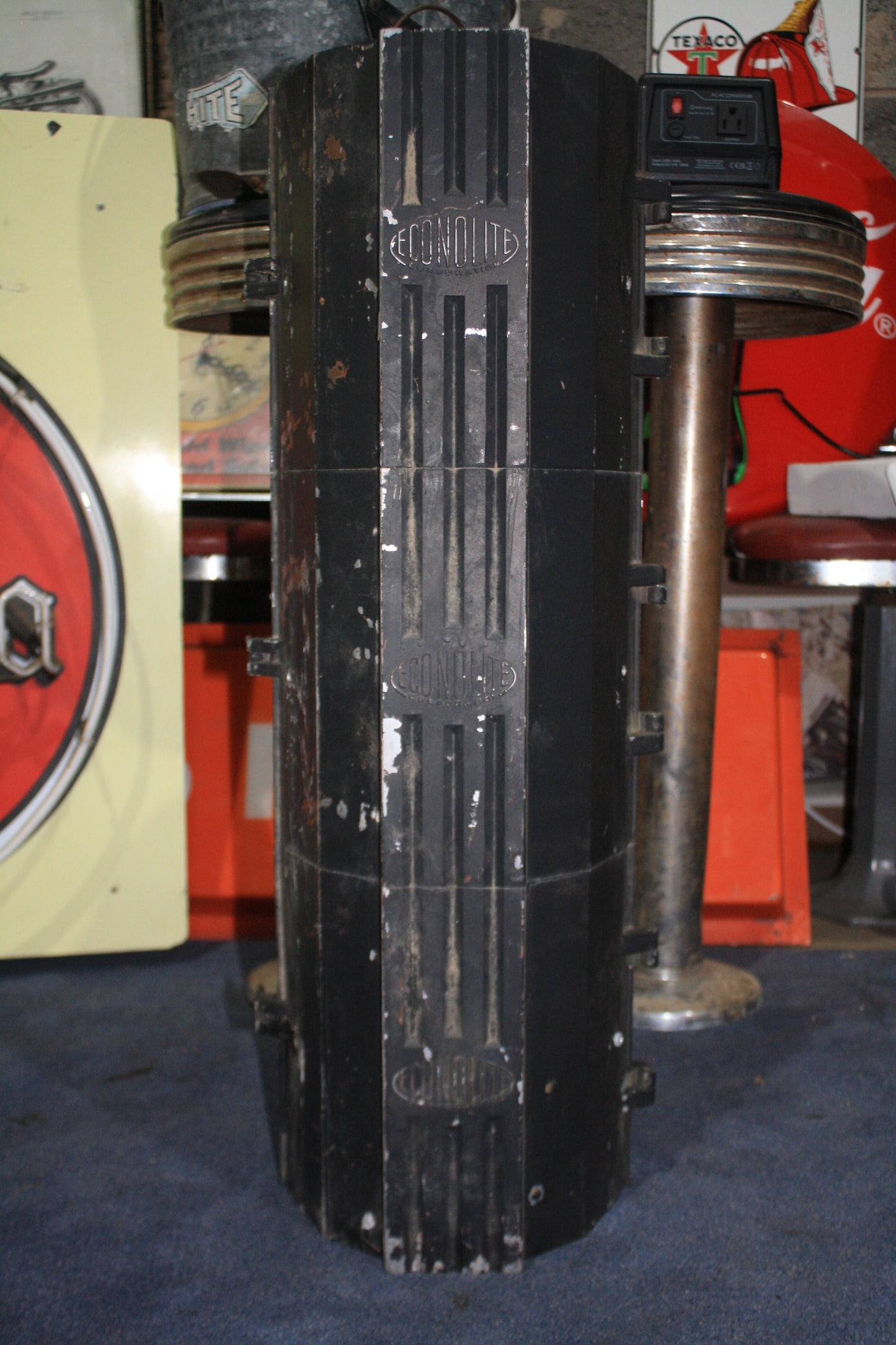 VINTAGE ECONOLITE 30"x10" WORKING TRAFFIC LIGHT