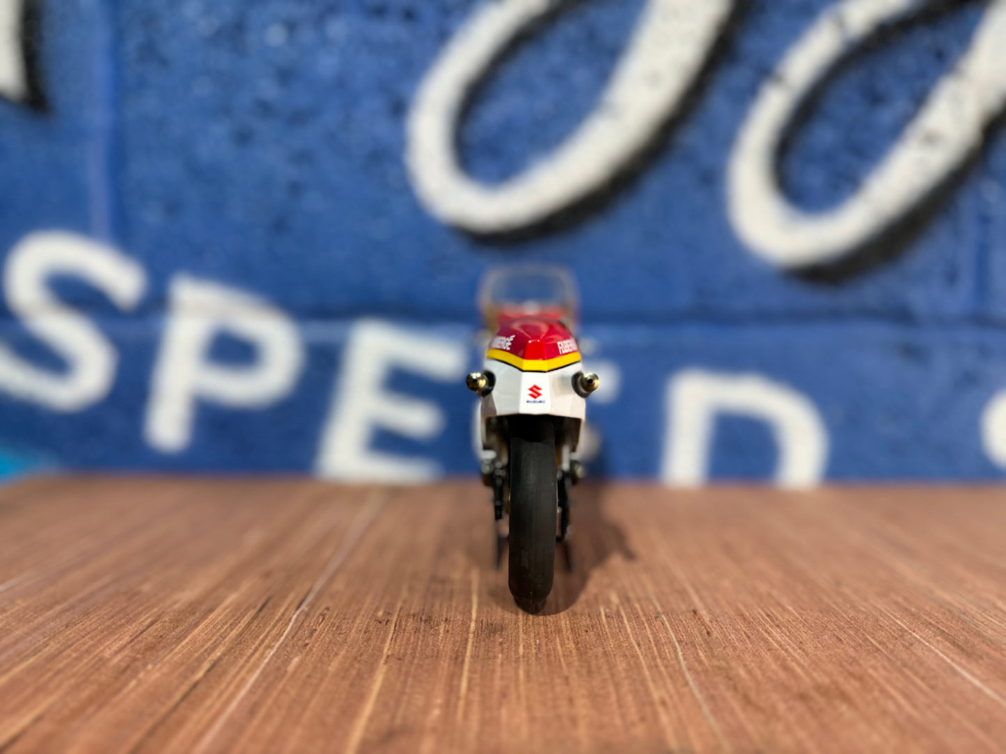 VERY RARE UNBOXED BARRY SHEENE'S 1977 CHAMPIONSHIP WINNING SUZUKI RG500