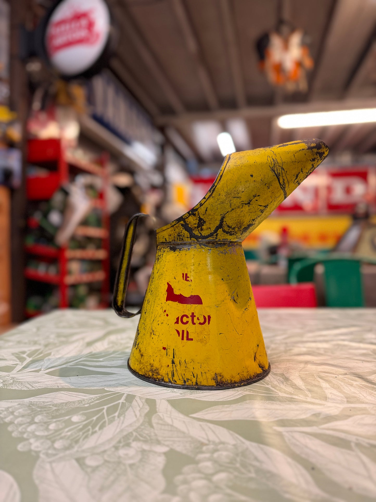 VINTAGE 2 LITRE (HALF GALLON) SHELL YELLOW PETROL/OIL JUG