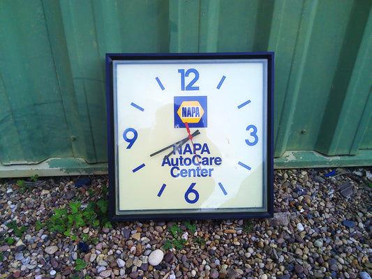 NAPA Vintage clock