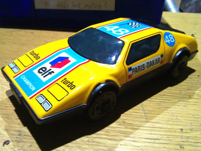 Toyota Friction metal and plastic toy car - Paris-Dakar