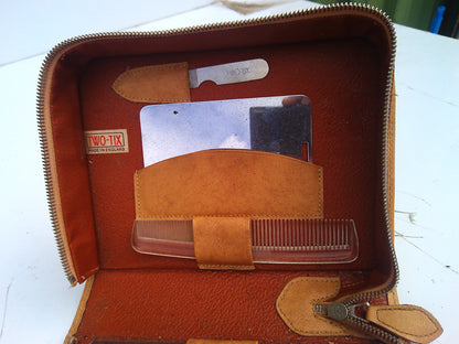 NOS 1930s W.J.B vintage mens shaving travel kit