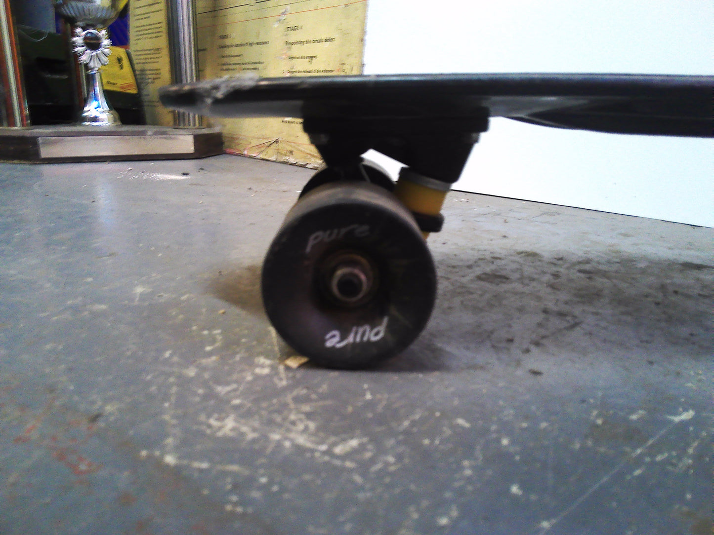 'Pure' vinyl vintage 22" skateboard