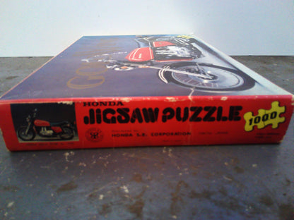 Honda GoldWing vintage 1000 piece puzzle