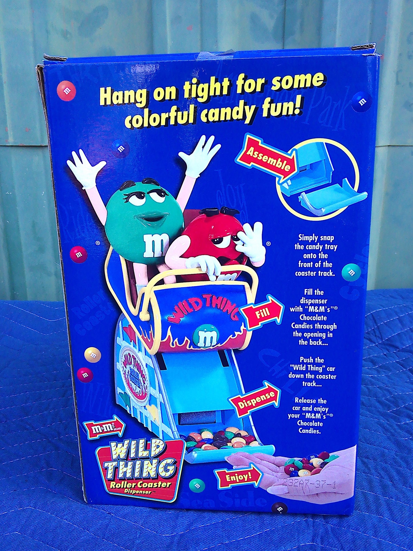 NOS 2002 2nd Edition M&Ms Wild Thing candy dispenser