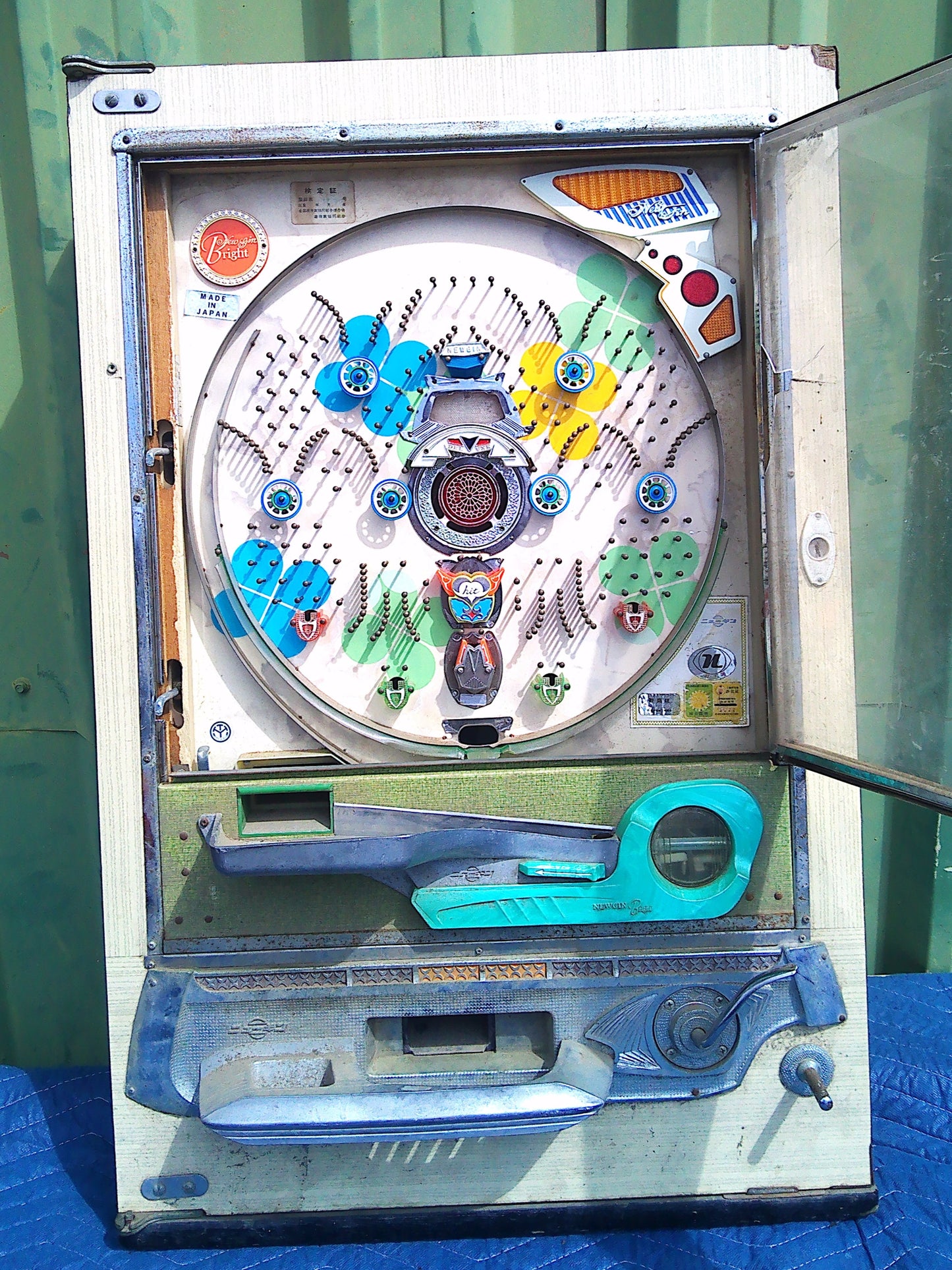 Vintage Newgin wooden Pachinko machine