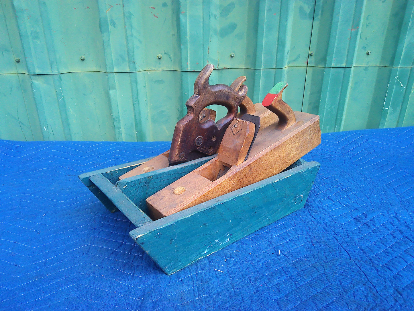 Set of 2 wood jack planes in a hand-made carrier