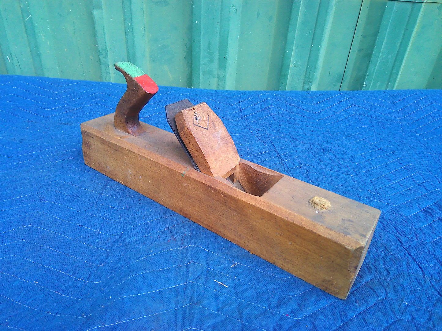 Set of 2 wood jack planes in a hand-made carrier