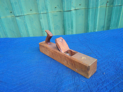 Set of 2 wood jack planes in a hand-made carrier