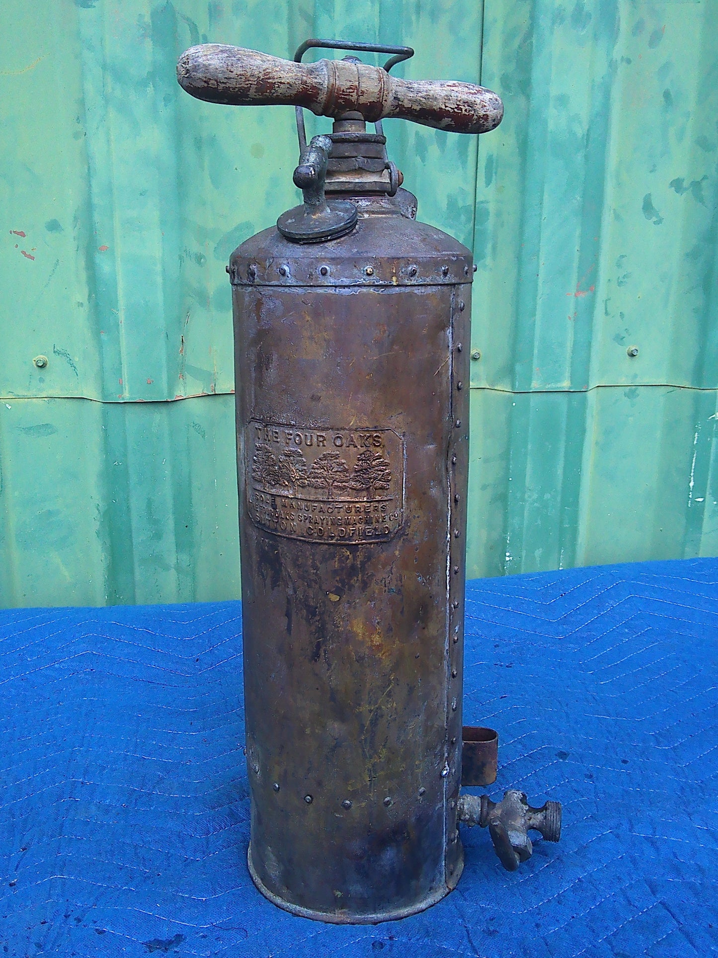 The Four Oaks Spraying Machine Company Sutton Coalfield garden sprayer